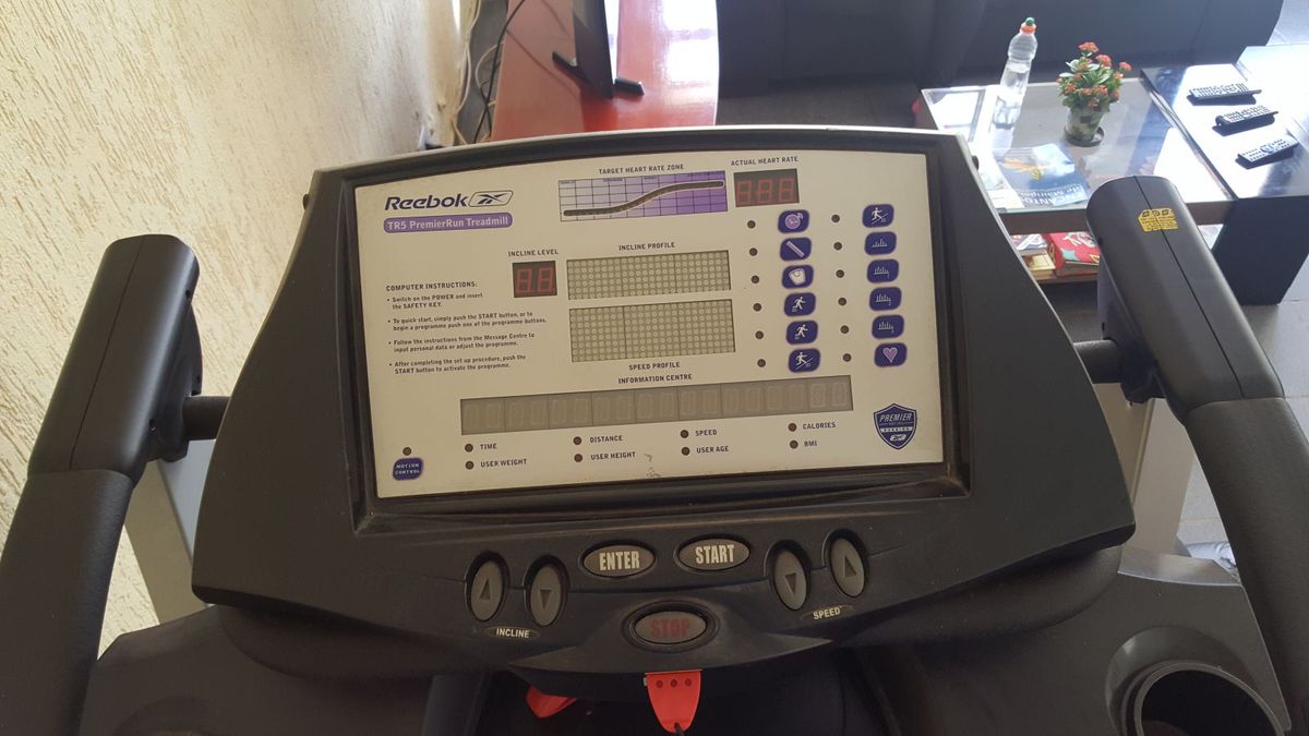 reebok tr5 premier run treadmill