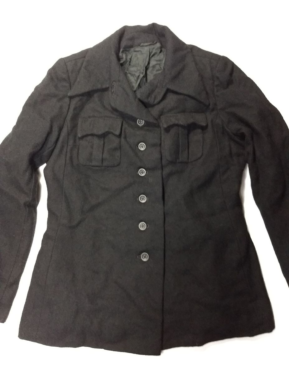 casaco militar preto
