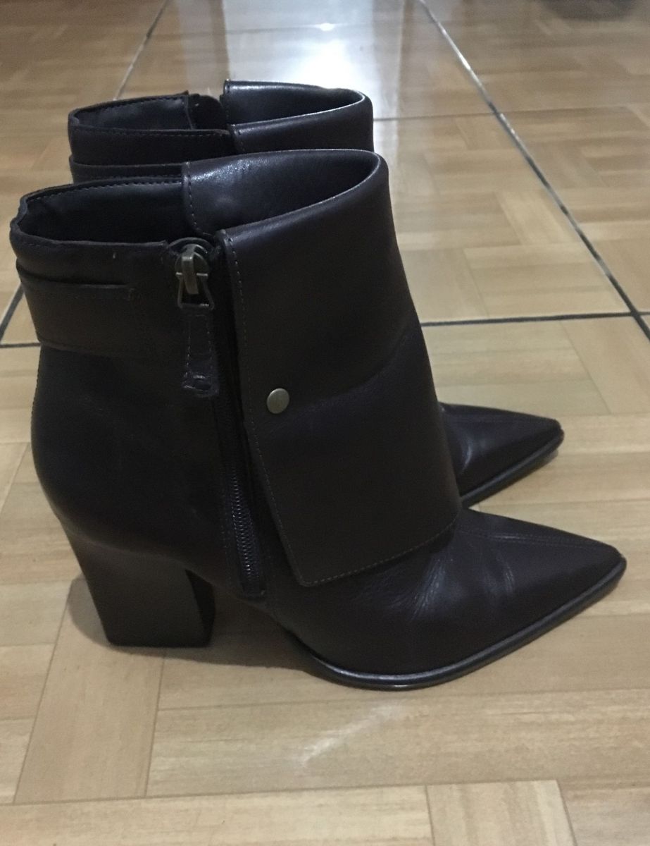 bota nobuck arezzo