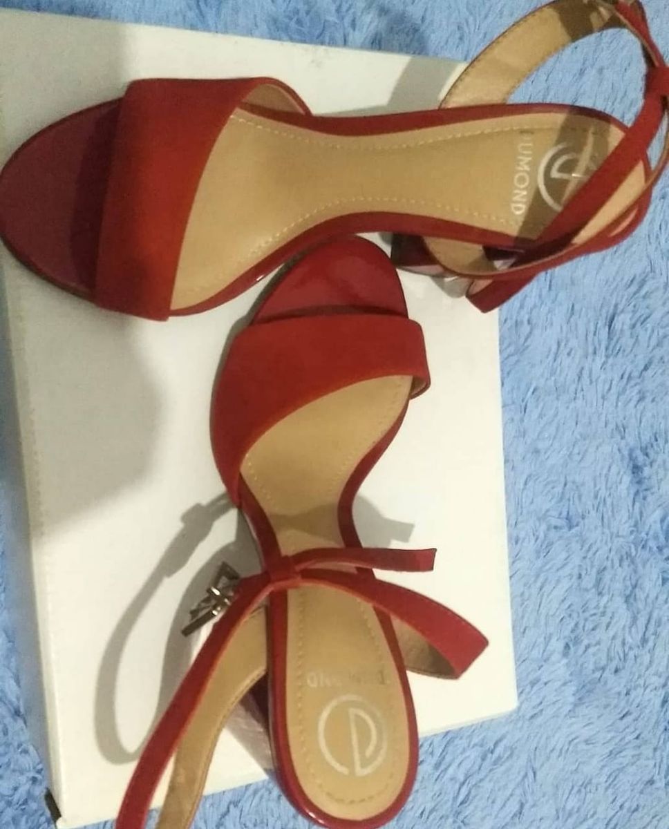 sandalia dumond vermelha