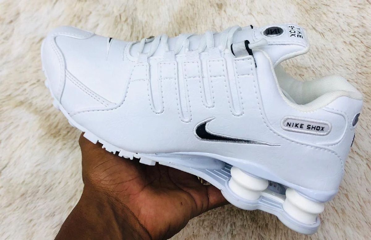 nike shox branco original