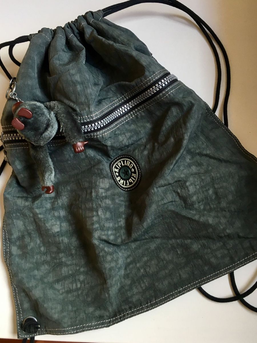 mochila kipling verde militar