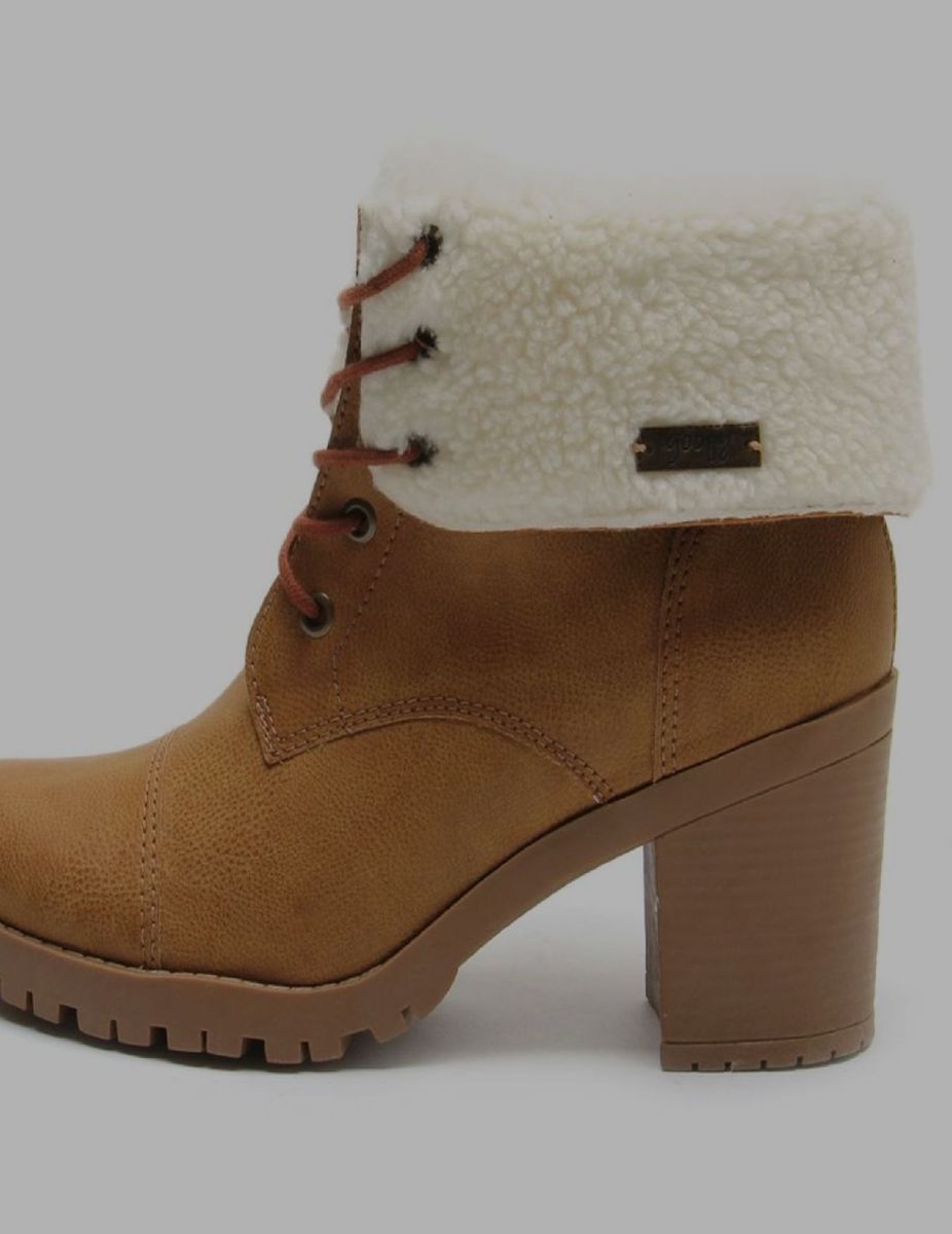 bota goofy caramelo