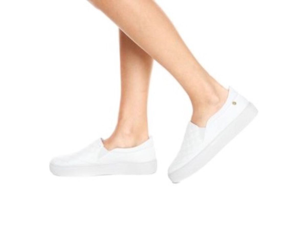 dumond slip on