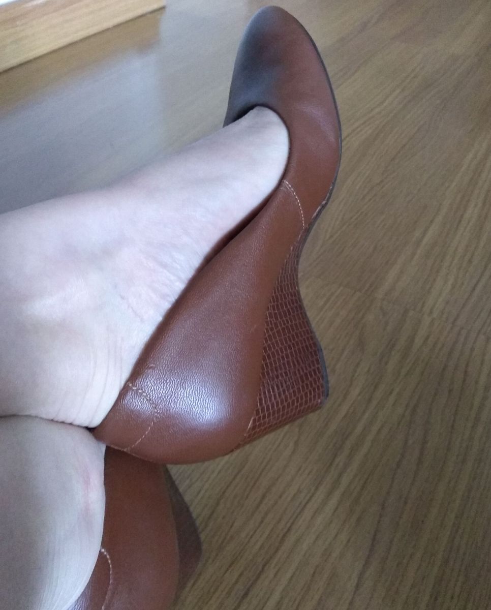 sapato anabela usaflex