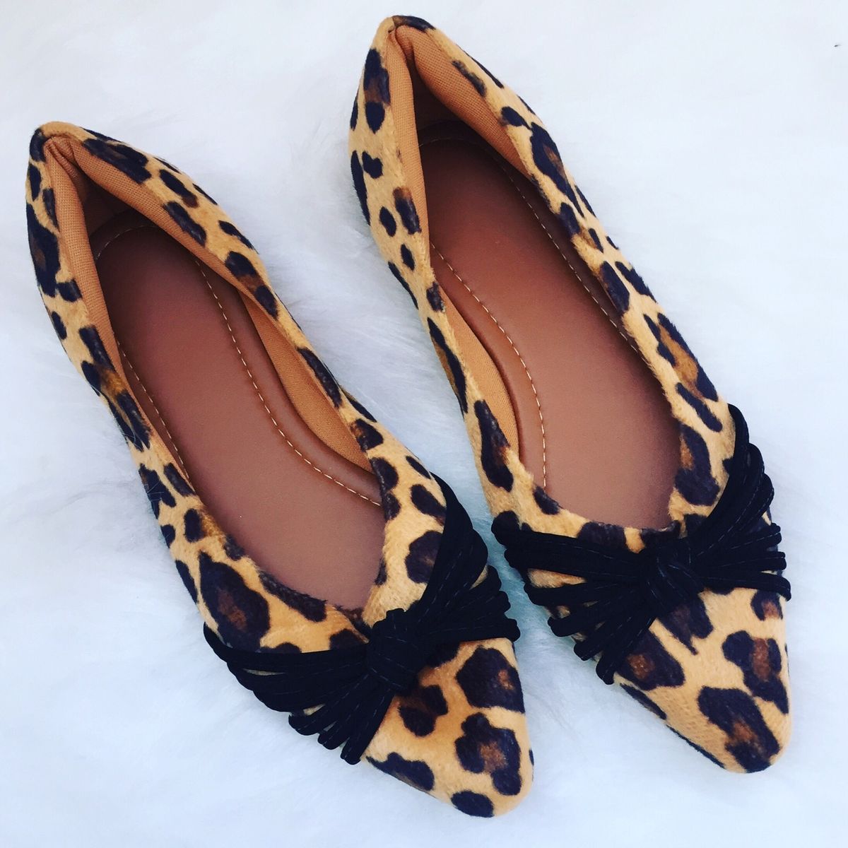 sapatilha animal print bico fino