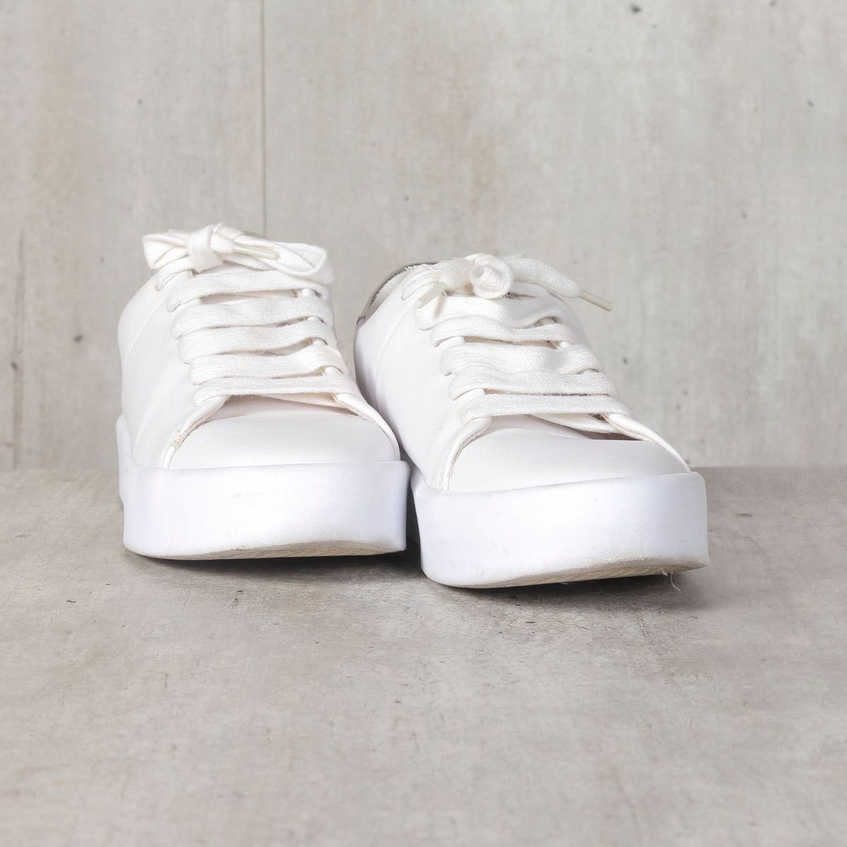 tenis zara branco