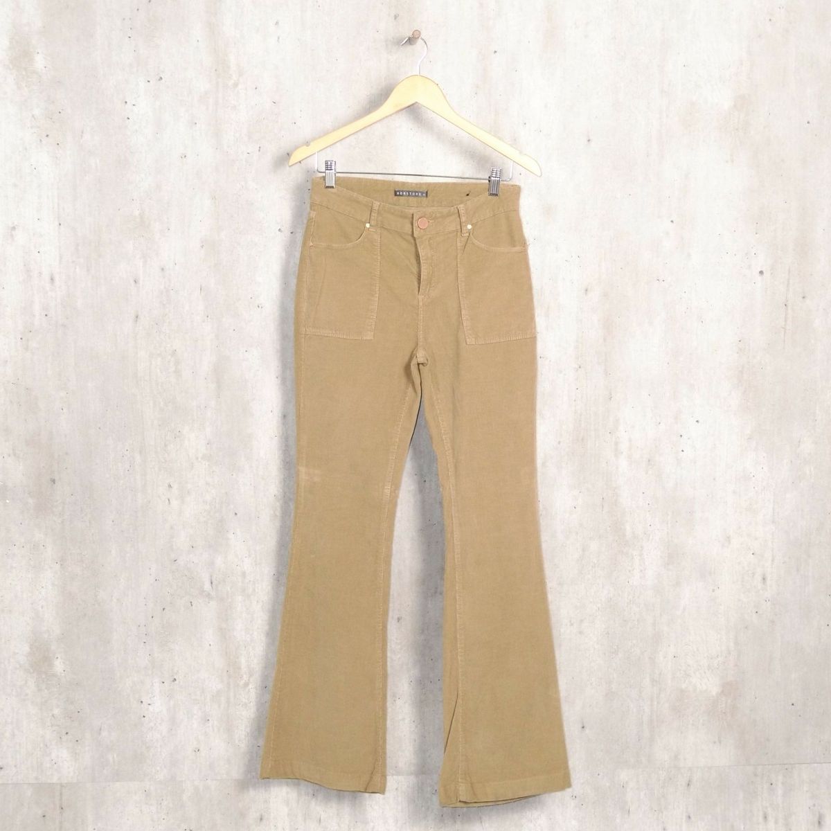 calça flare mostarda