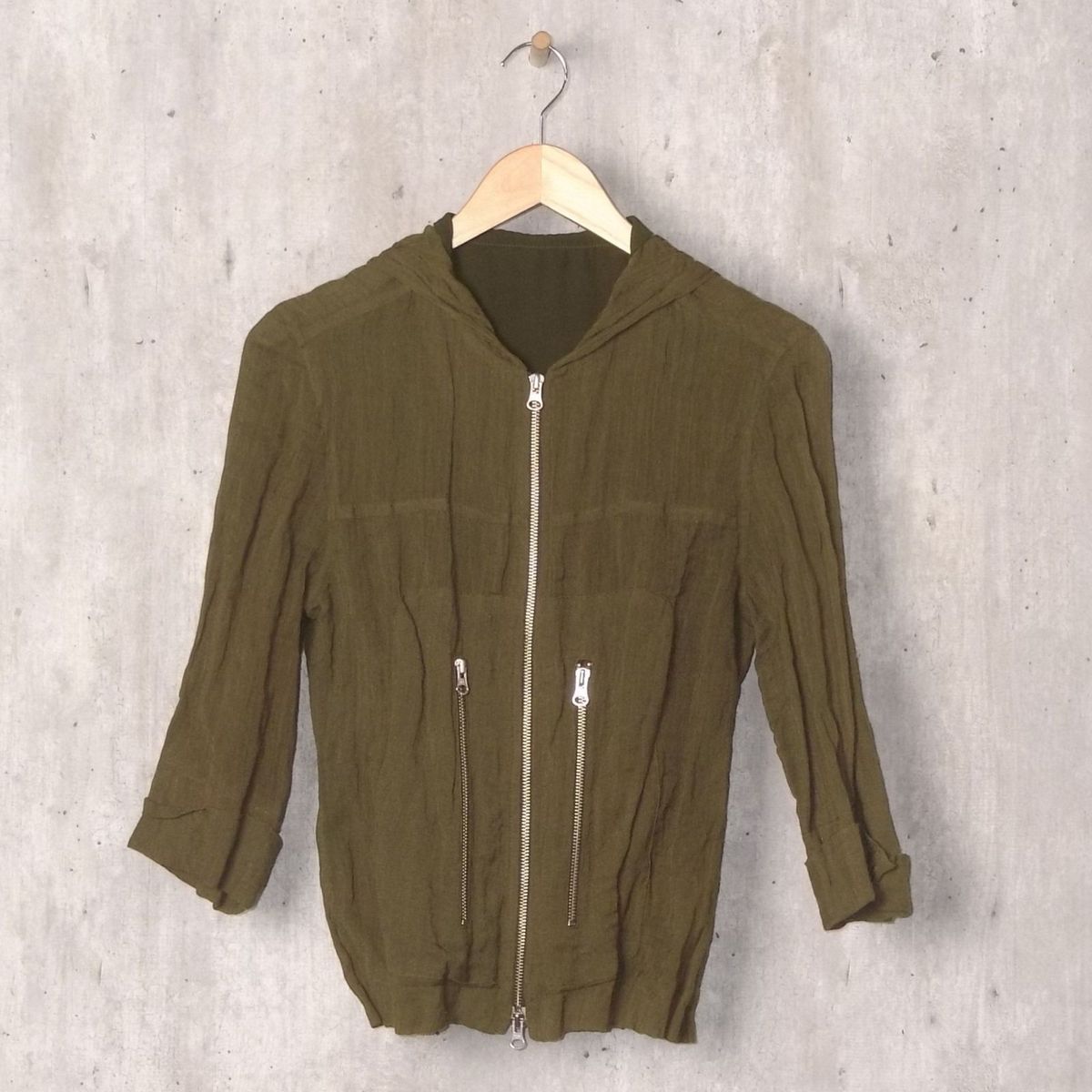 casaquinho verde militar