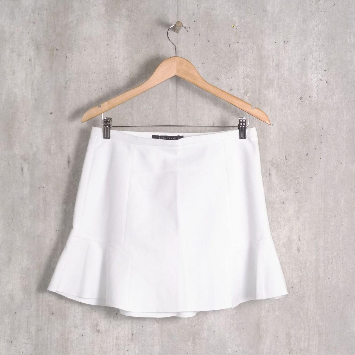 saia branca zara
