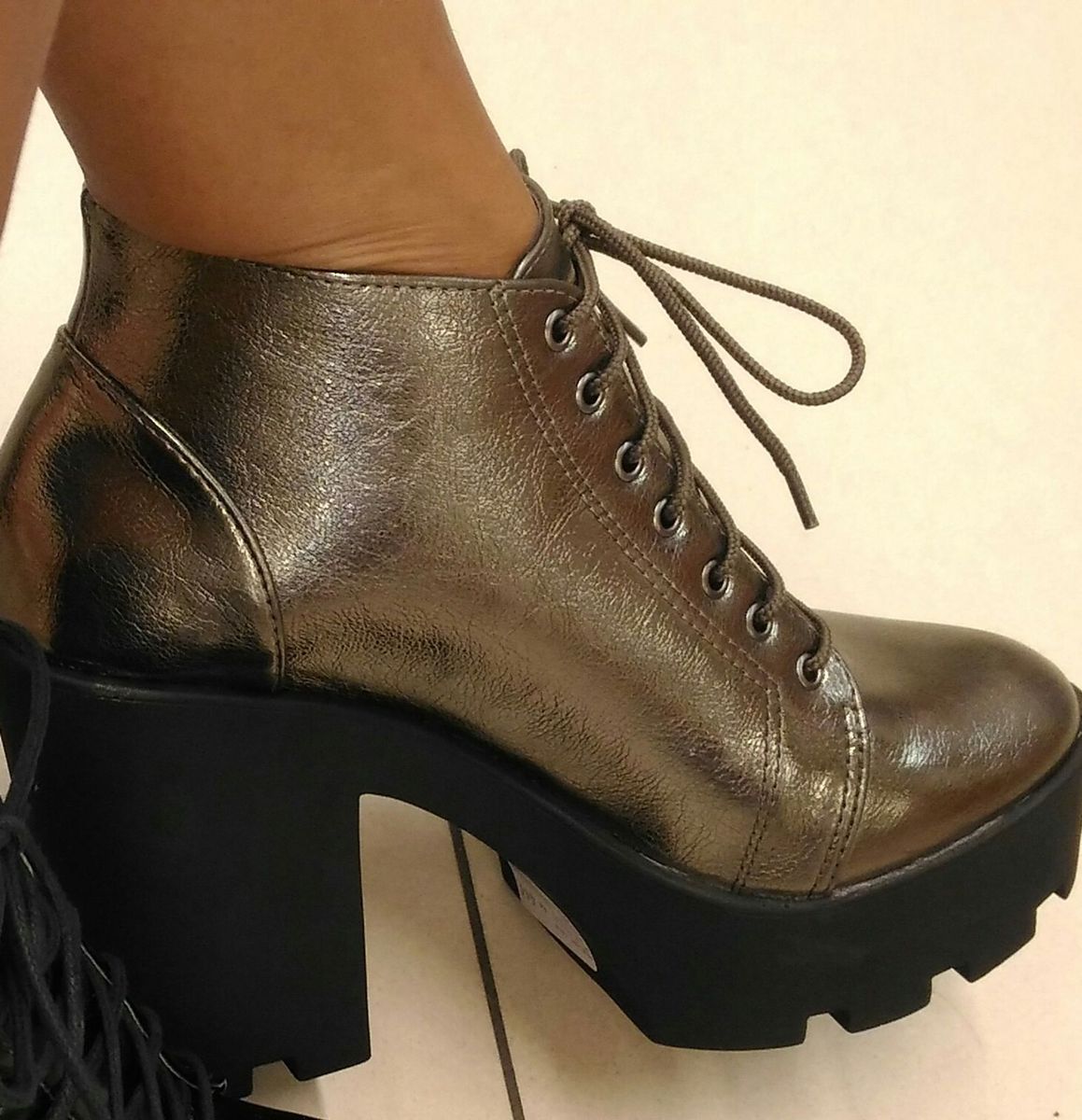 bota cano curto studio z