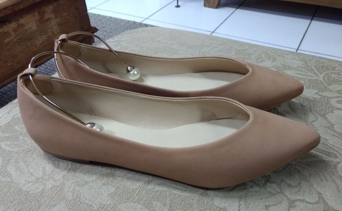 sapatilha com tornozeleira