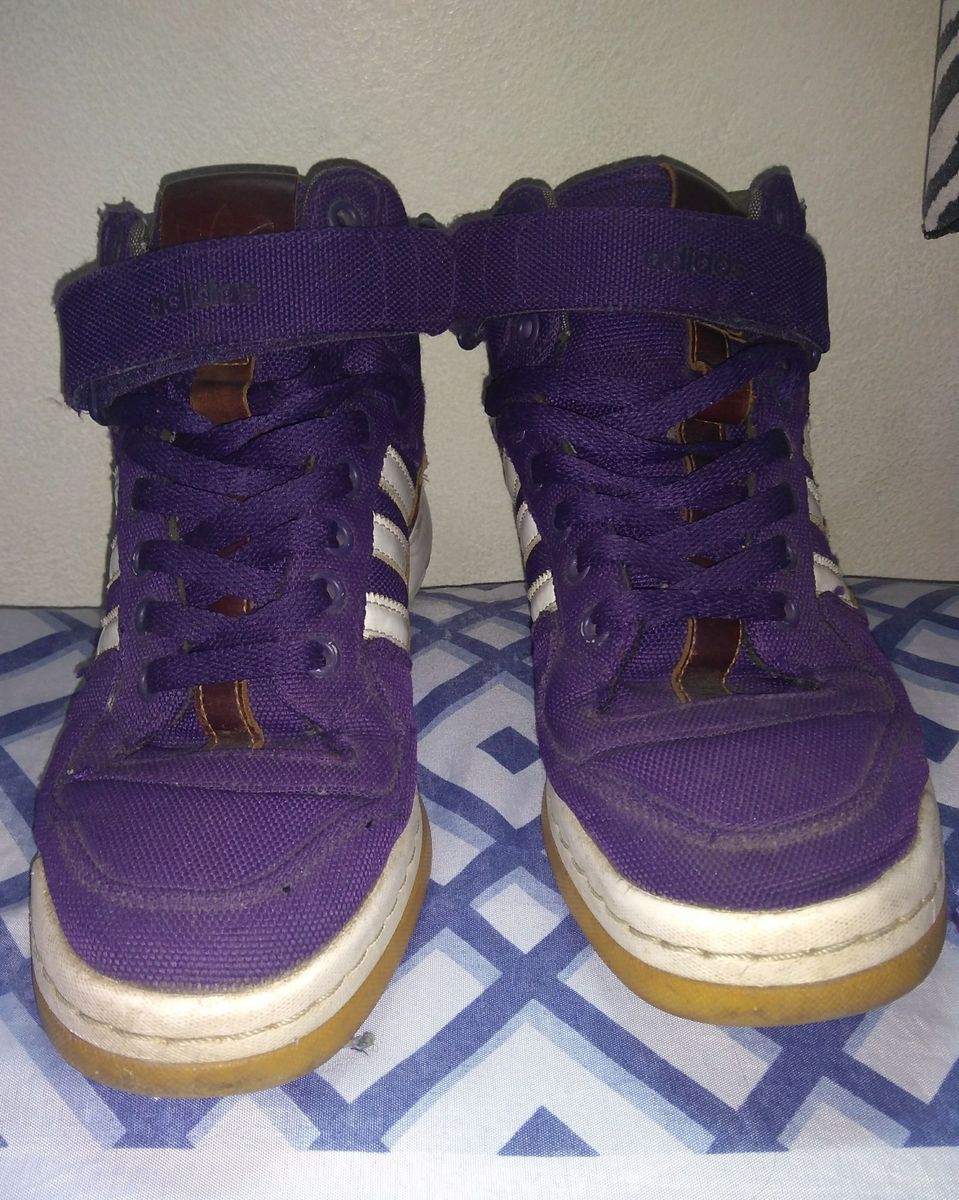 tenis adidas roxo masculino