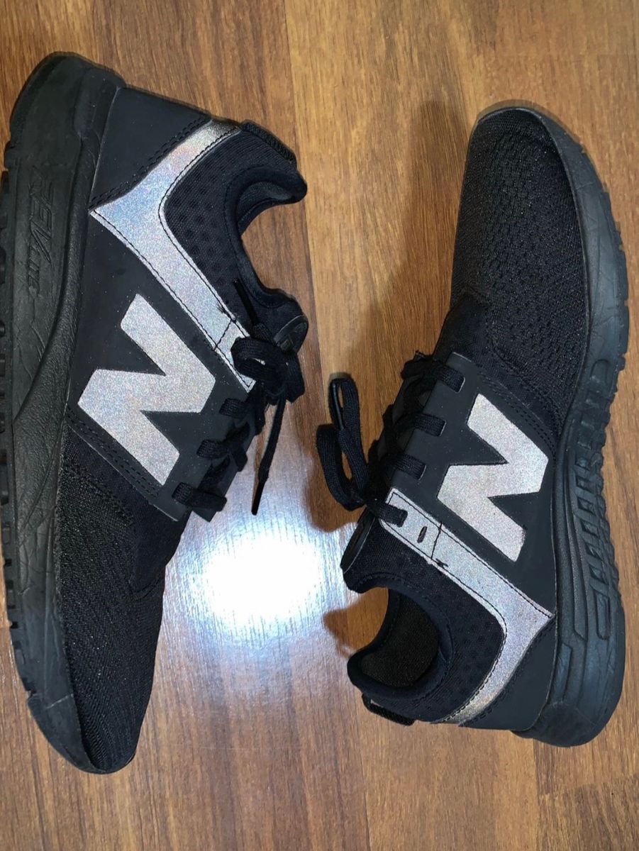 tenis new balance preto e branco