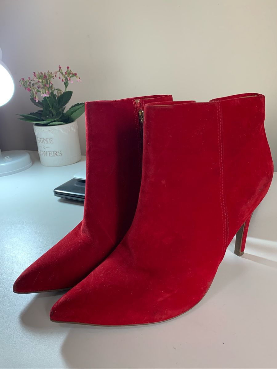 bota bebece vermelha