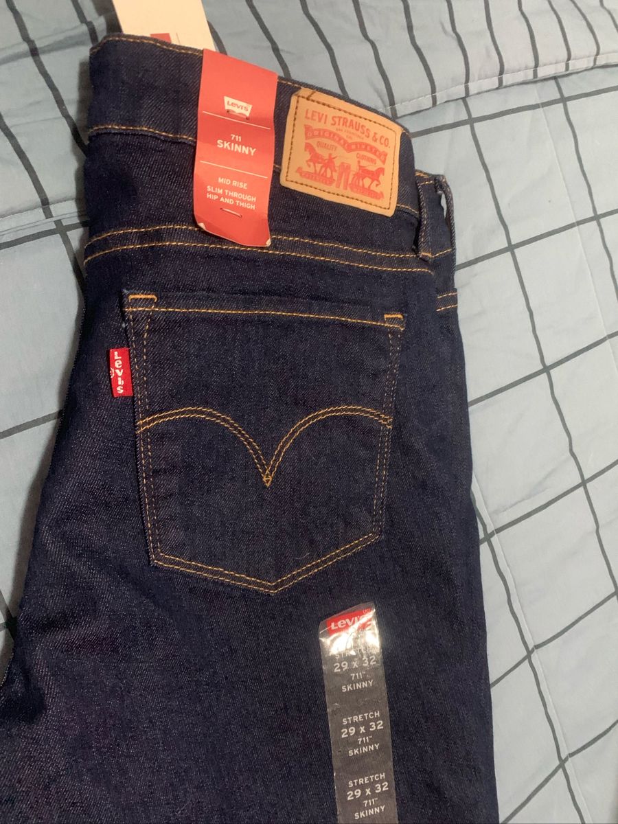 calça levis 711