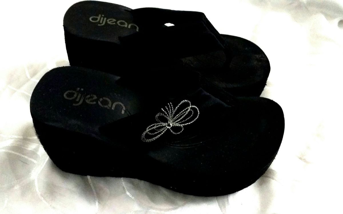 chinelo plataforma dijean preto