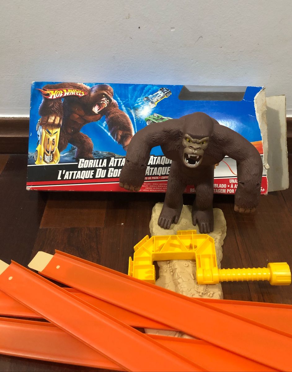 pista hot wheels gorilla attack