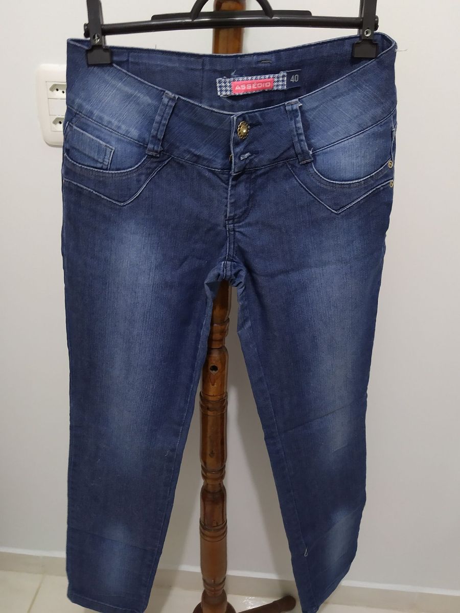 assédio jeans wear