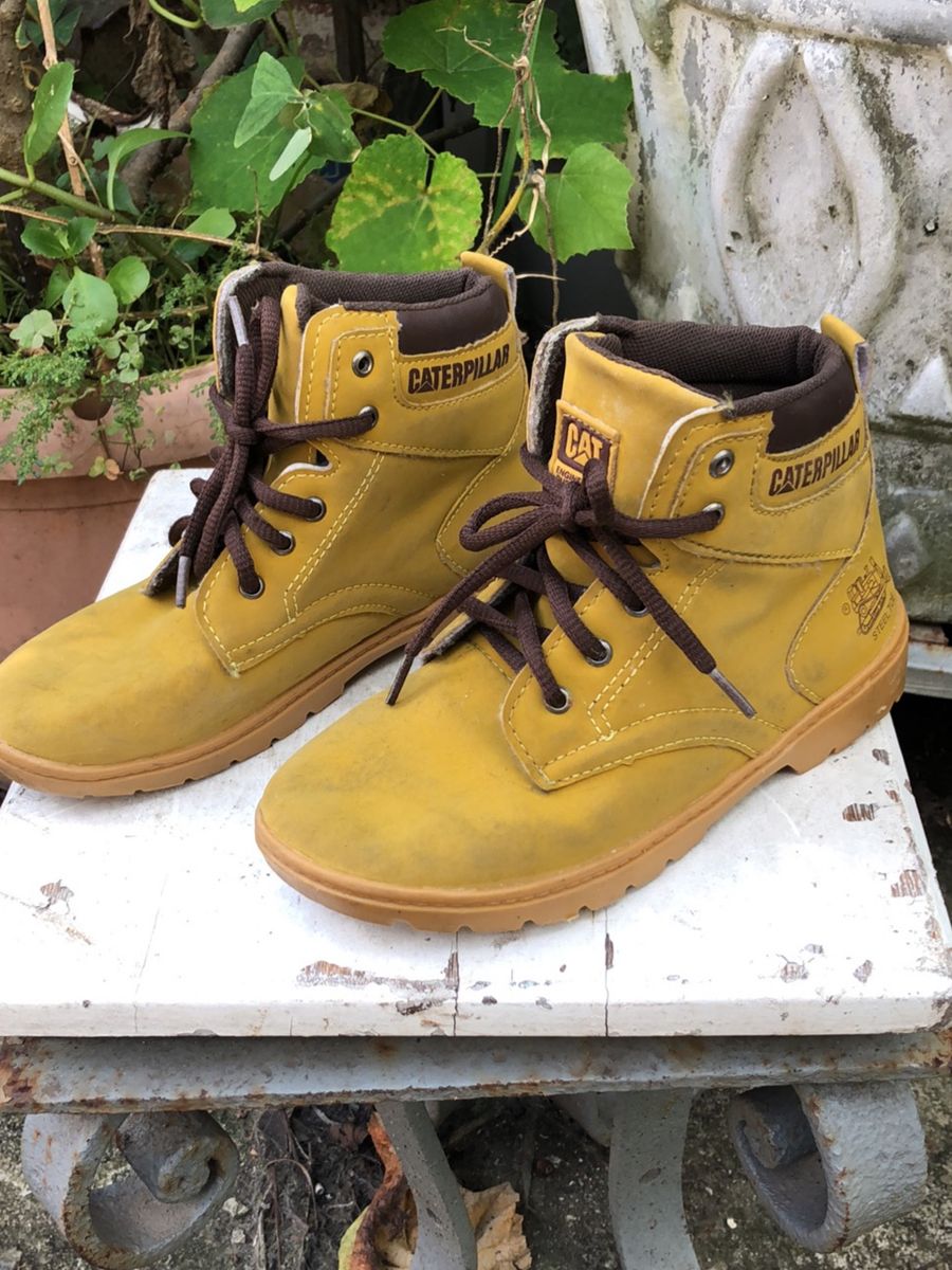caterpillar bota infantil