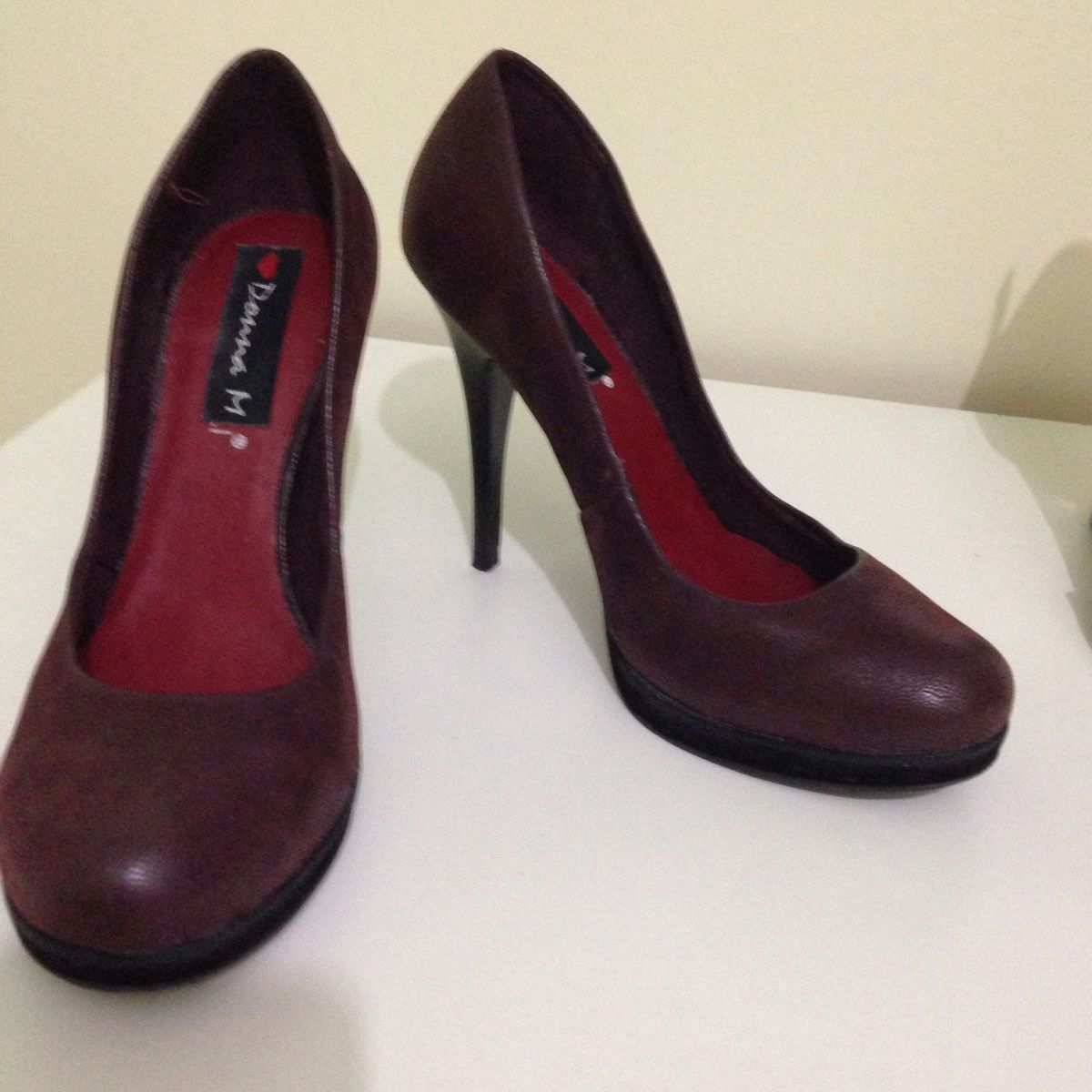 sapato boneca marsala