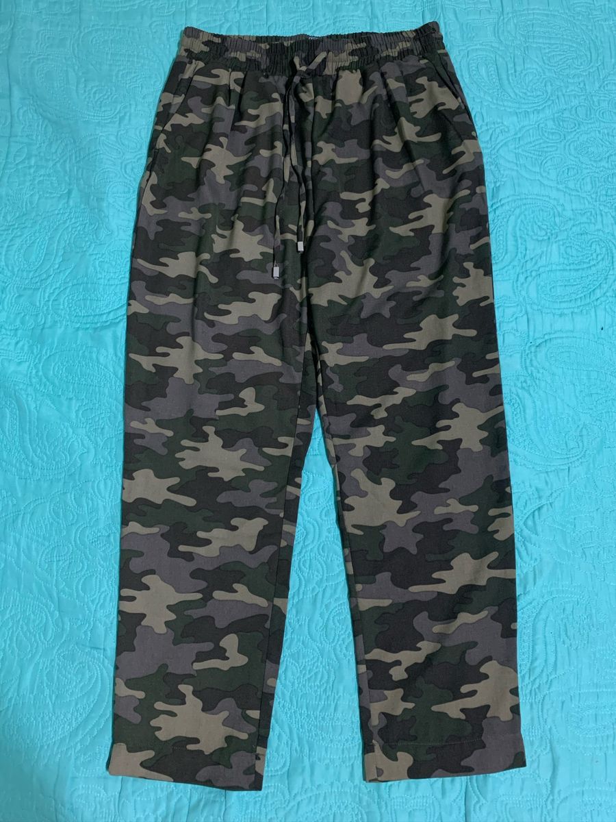 calça camuflada feminina c&a