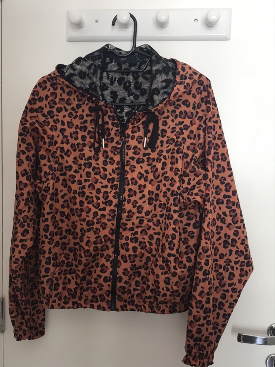 jaqueta animal print renner