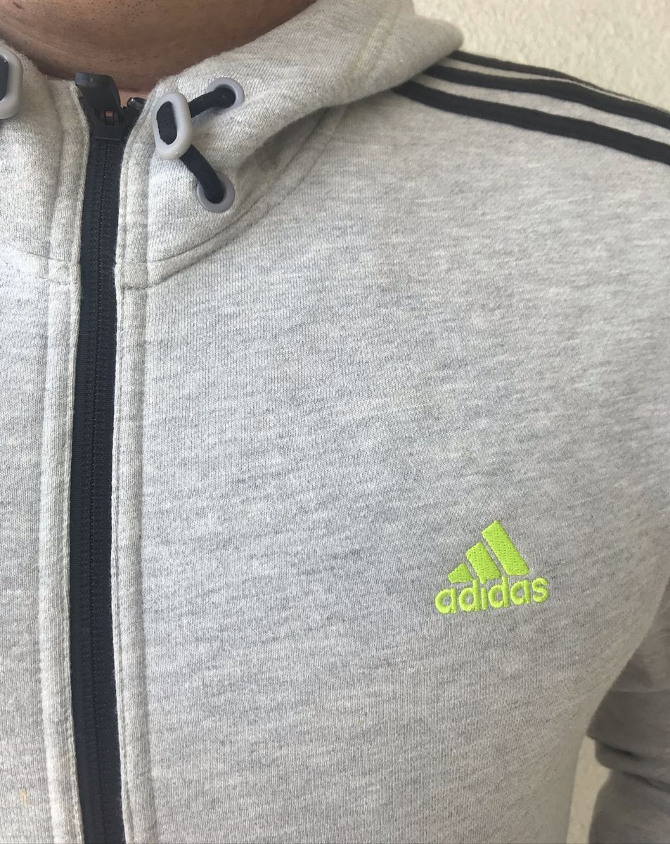 moletom adidas flanelado