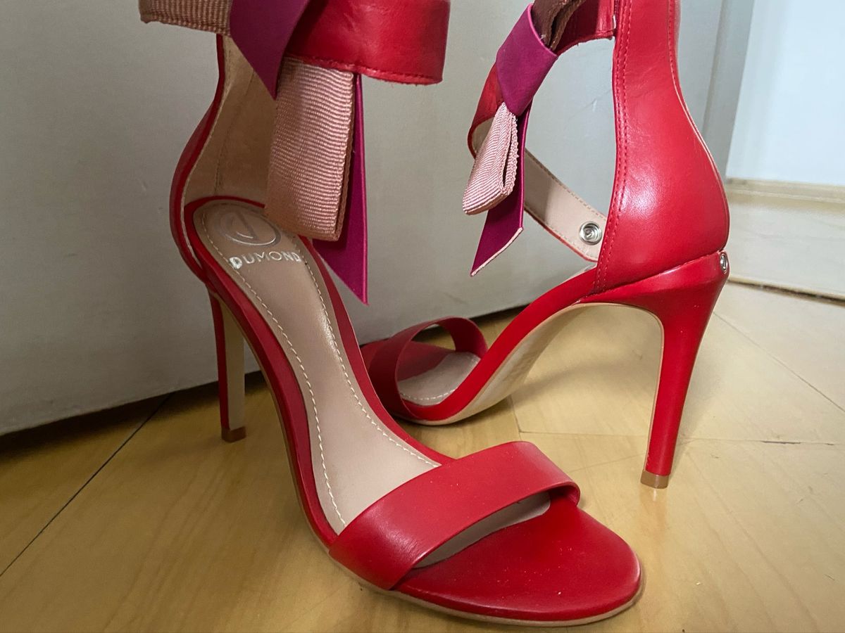 sandalia dumond vermelha