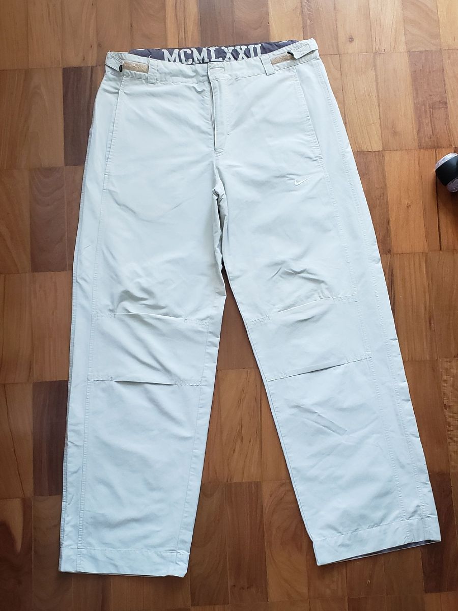 calça nike bege