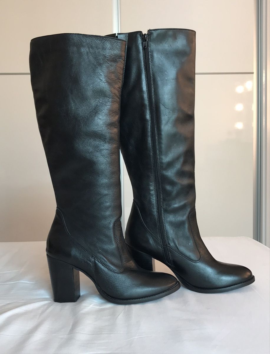 bota cano alto constance