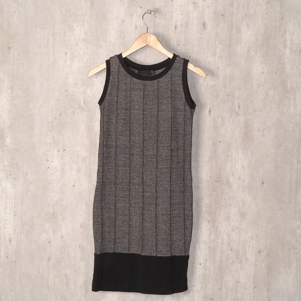 vestido tubinho zara