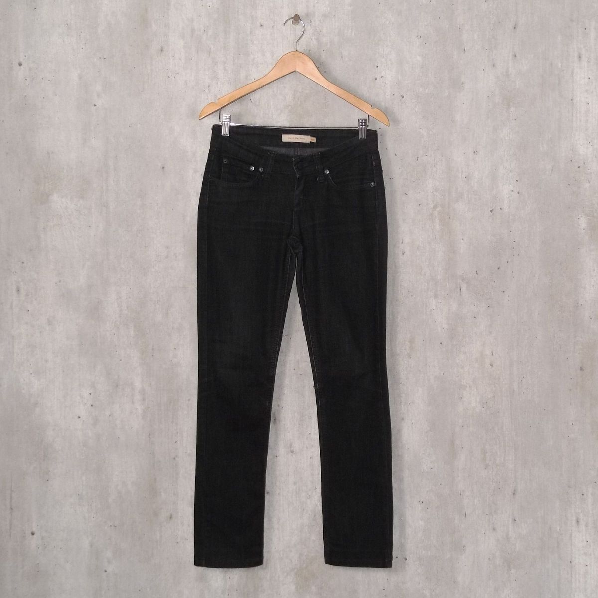 calça calvin klein preta