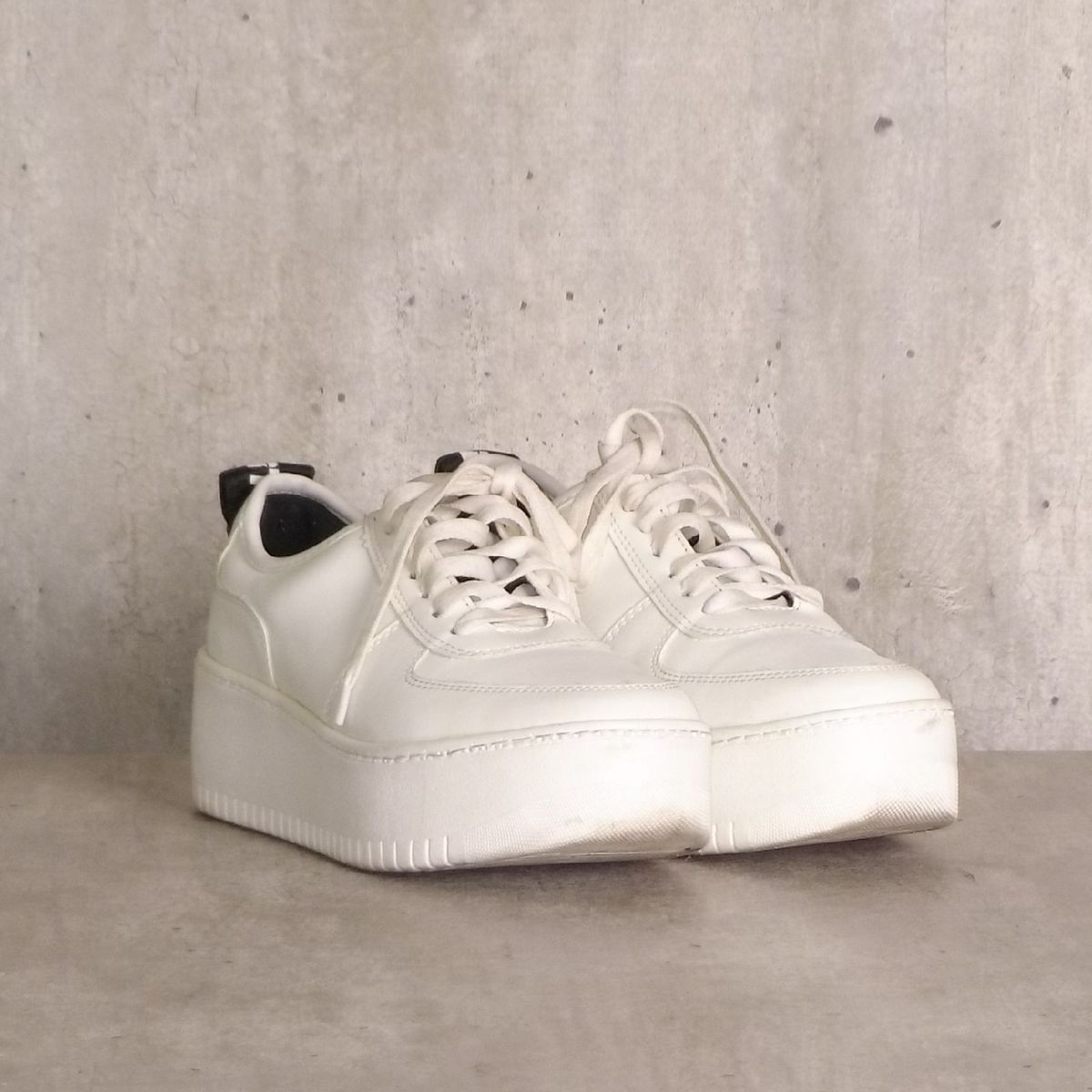 tenis flatform branco santa lolla