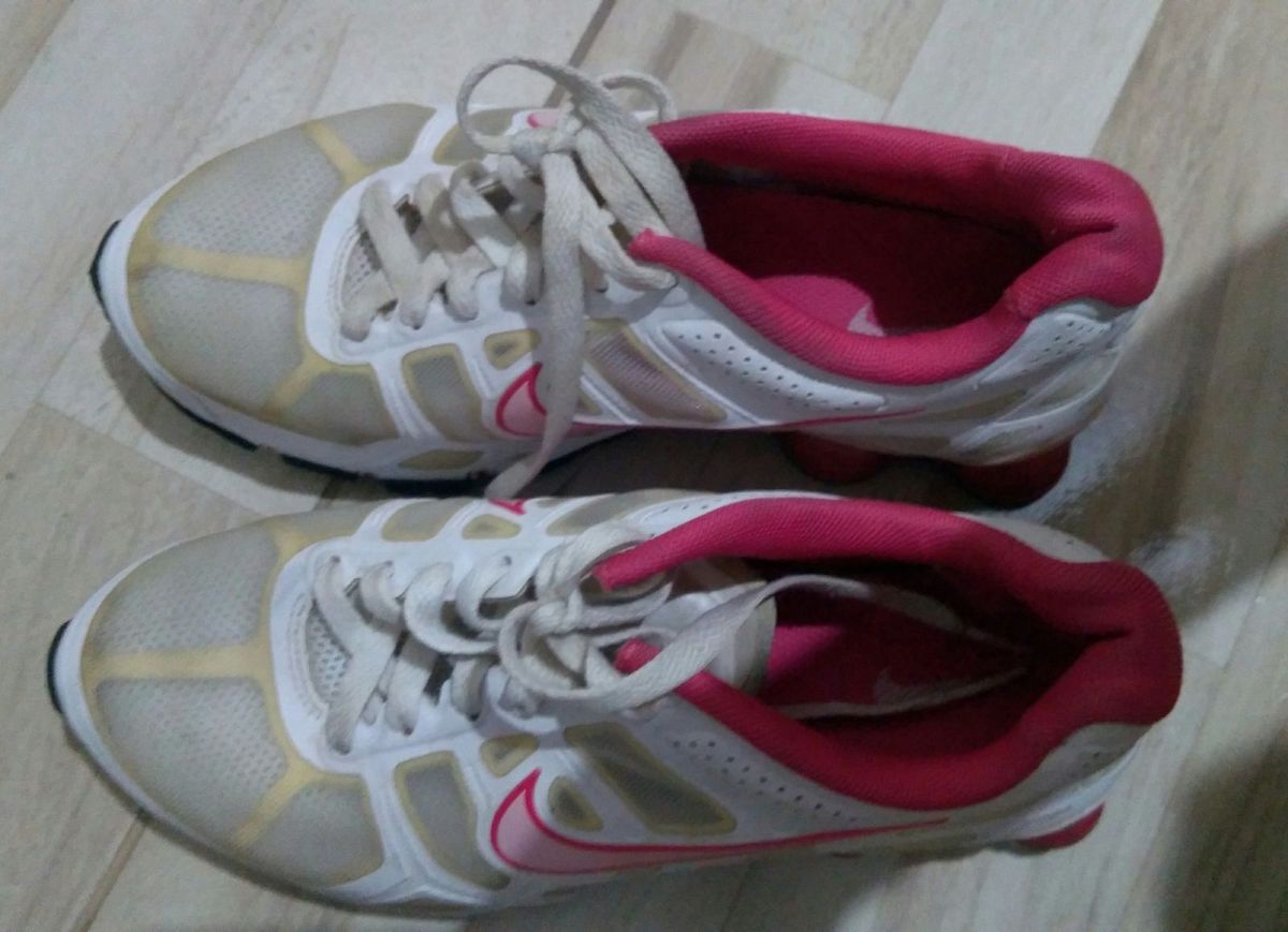 nike shox turbo rosa e branco nike shox turbo rosa e branco