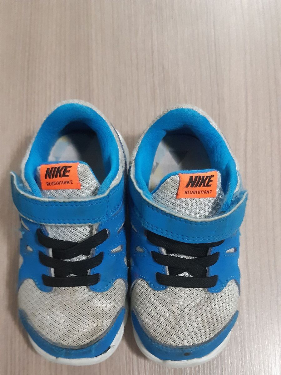 tenis nike tamanho 22