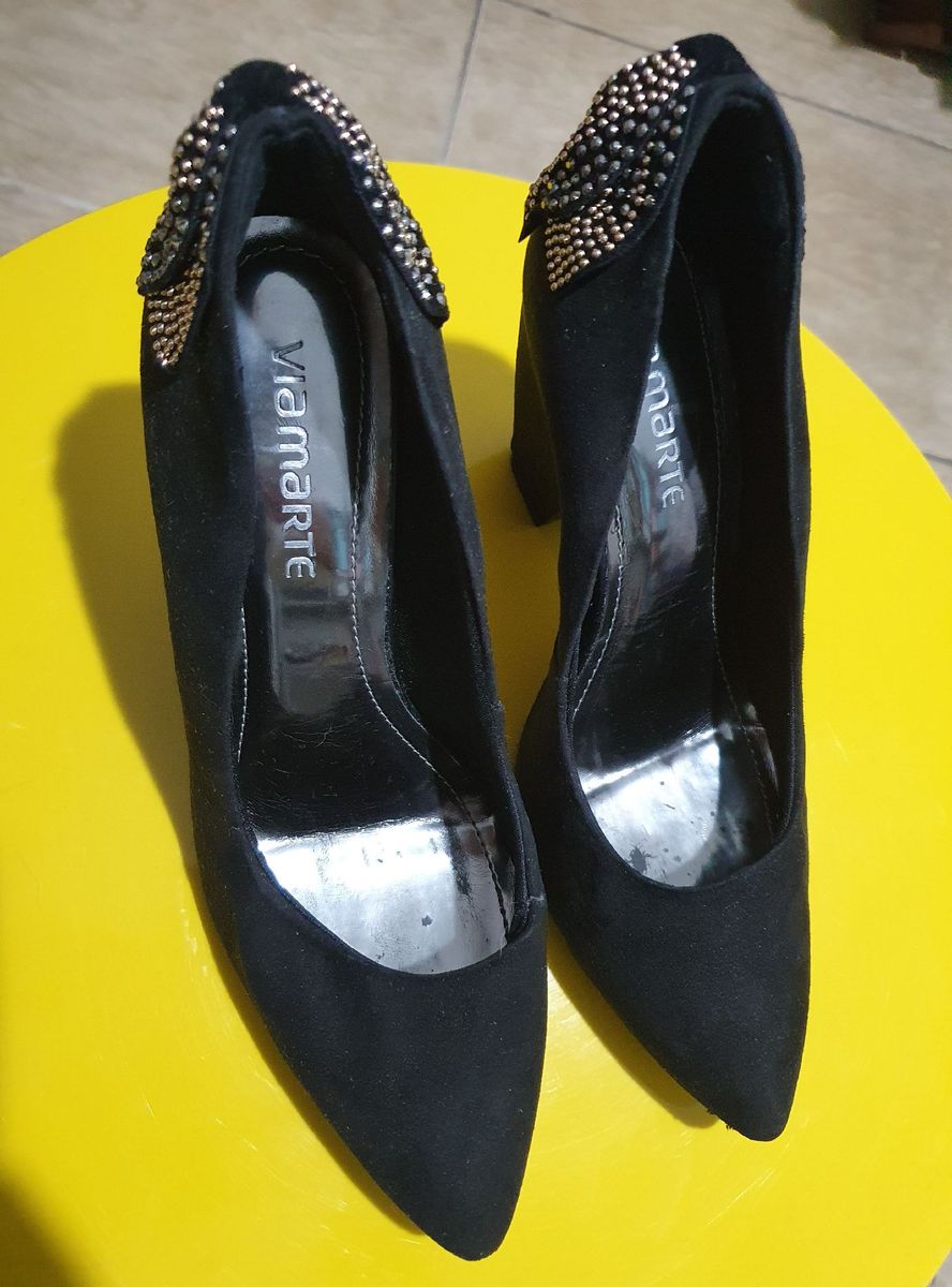 tenis via marte bordado