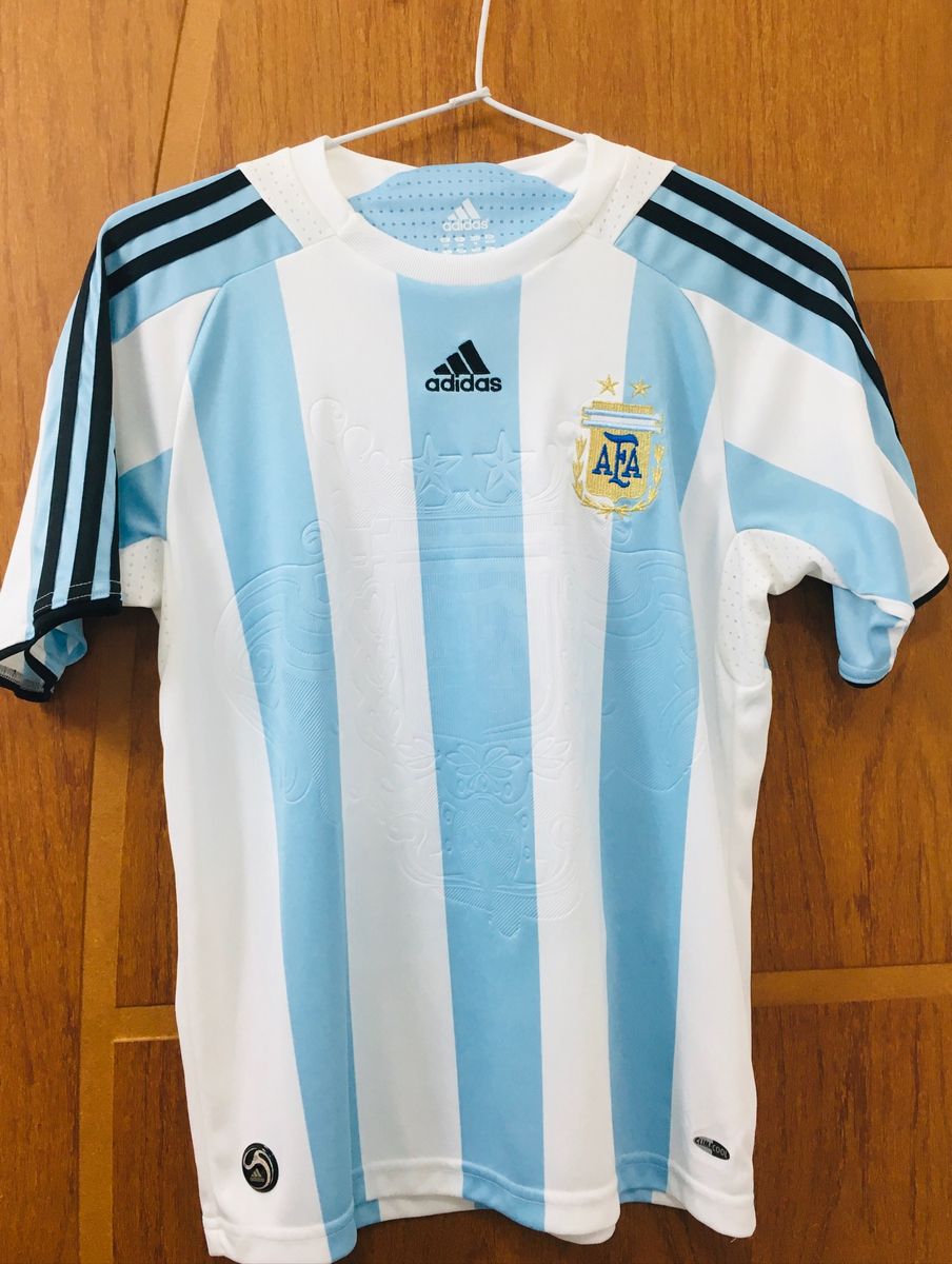 roupas da marca adidas