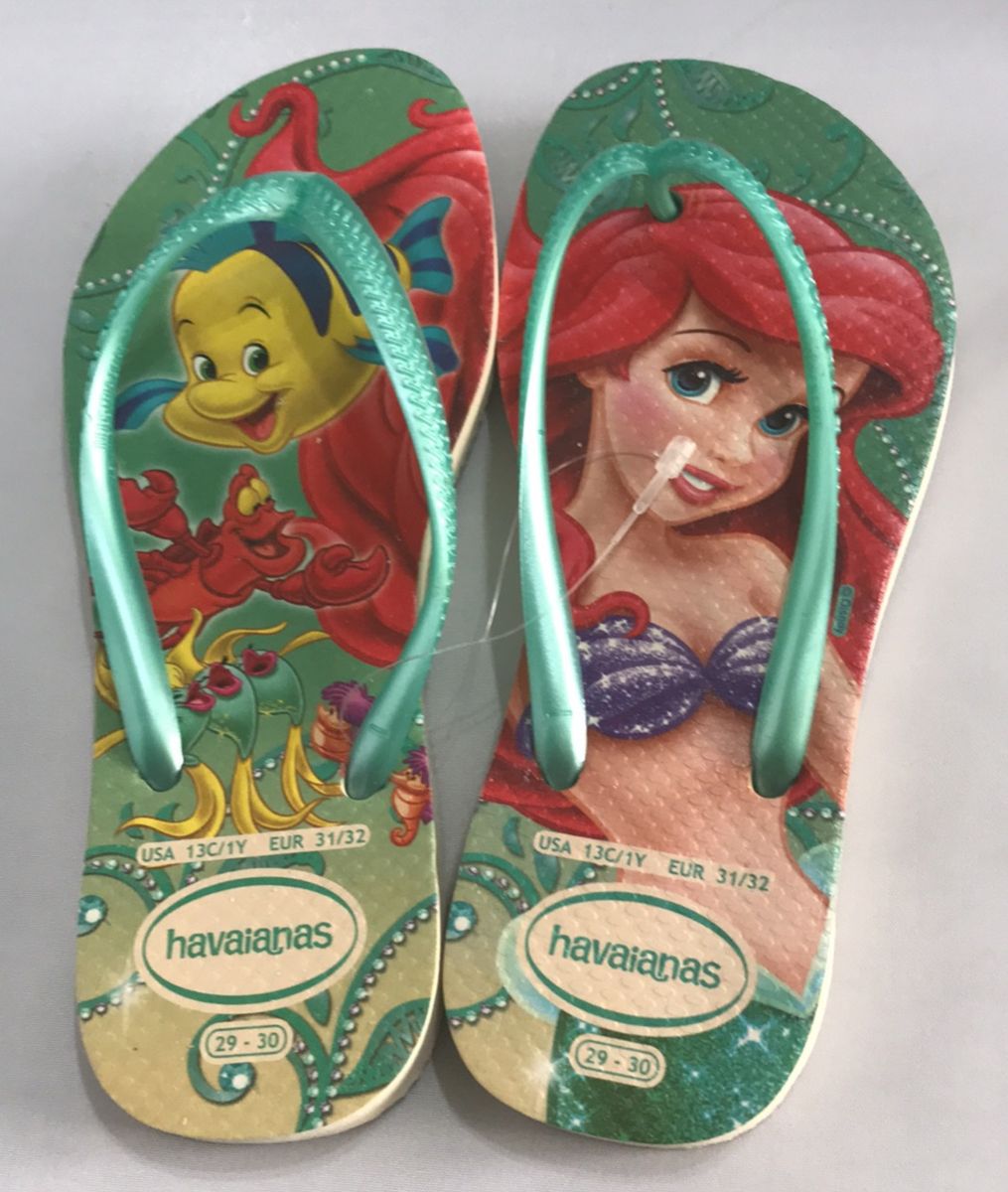 ariel havaianas