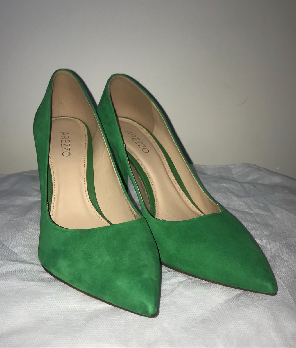sapato verde arezzo