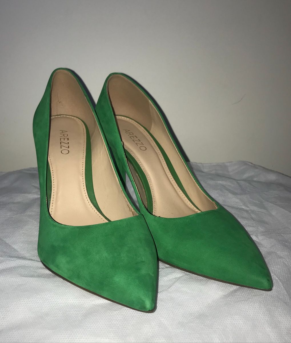 scarpin verde militar arezzo