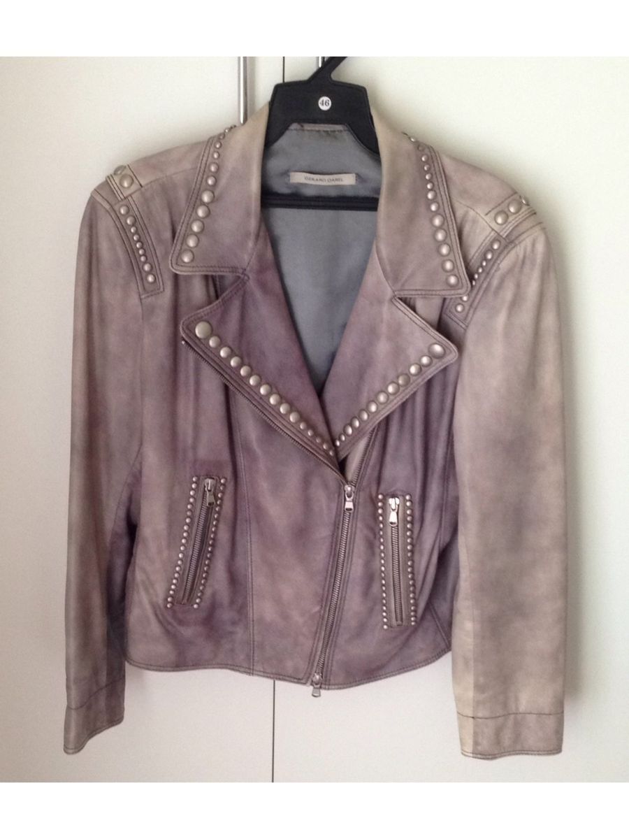 jaqueta de couro cinza feminina