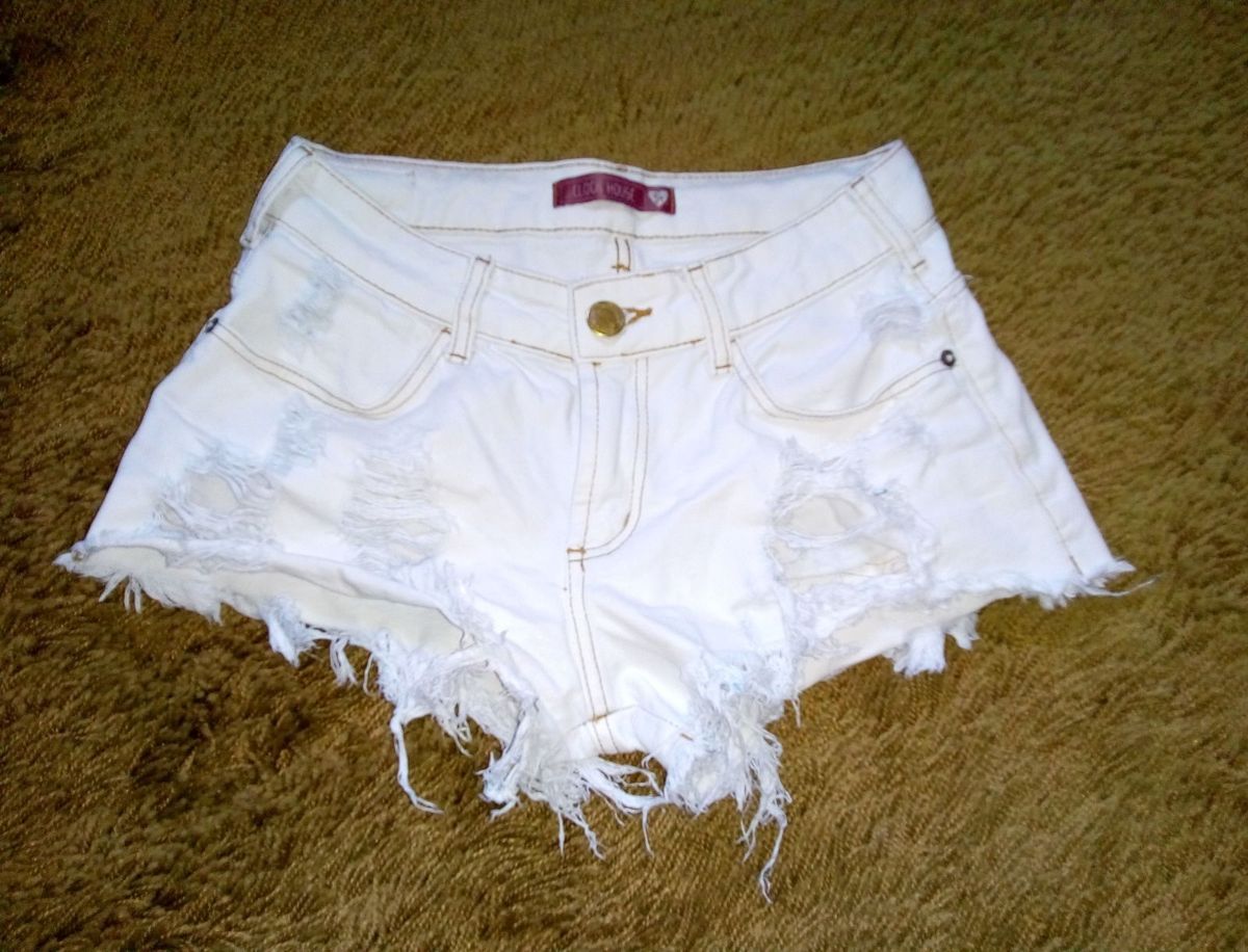 short branco jeans feminino