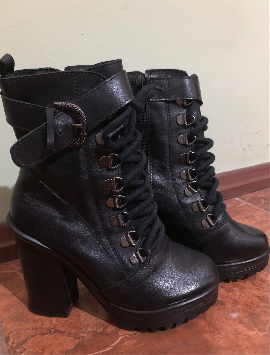 bota coturno feminina constance