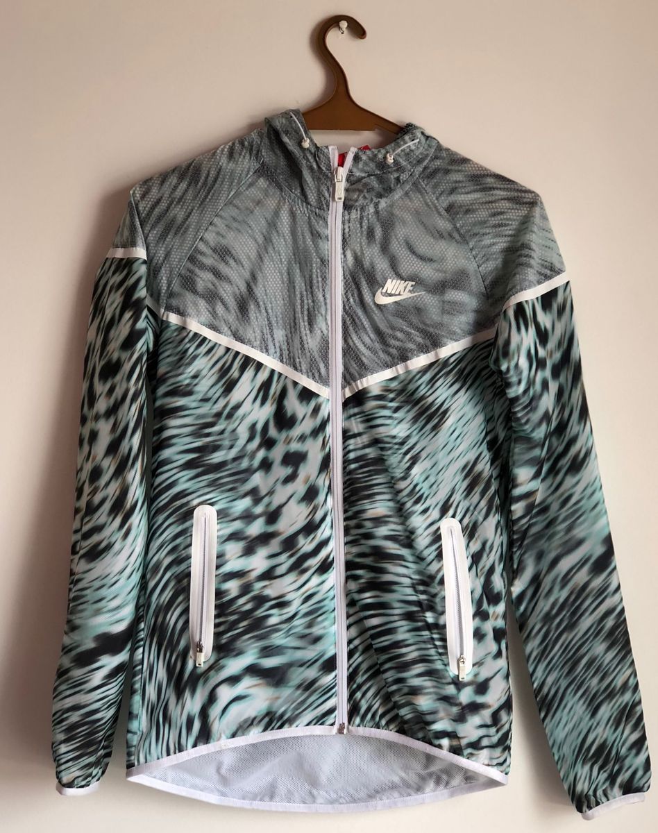 casaco da nike impermeável
