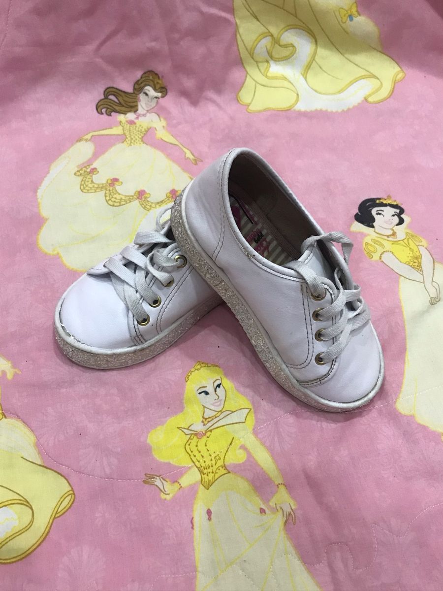 tenis moleca menina