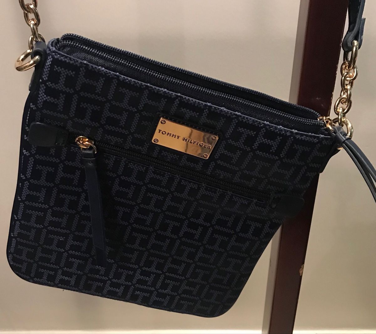 bolsa transversal tommy hilfiger jacquard