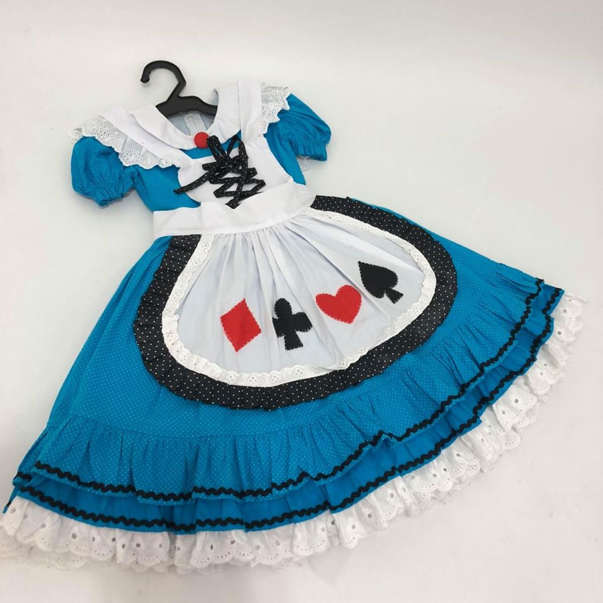 vestido da alice nos país das maravilhas
