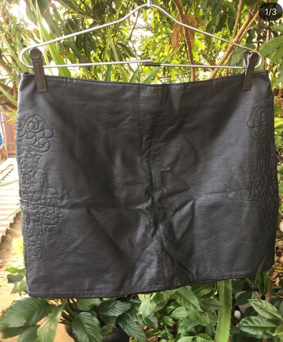 saia de couro hering