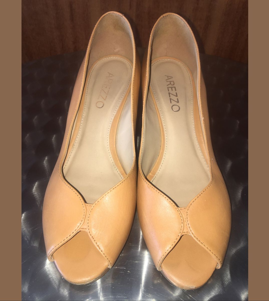 peep toe anabela arezzo